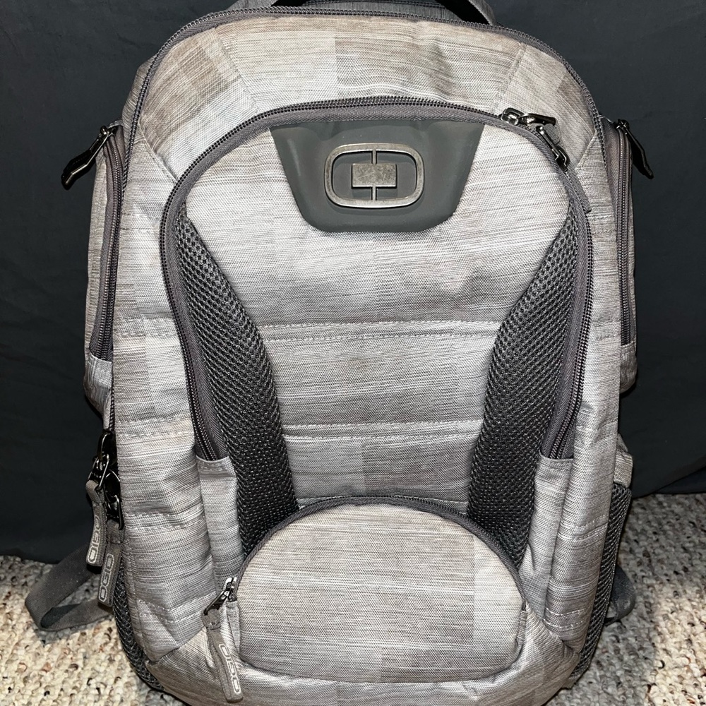 OGIO Bandit 17" Laptop Backpack (Blizzard)